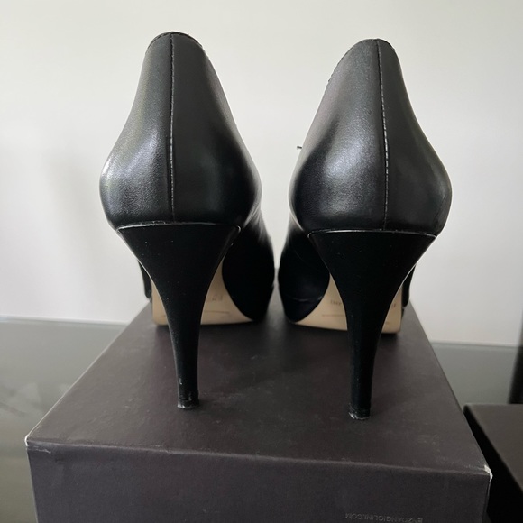 Enzo Angiolini Black Leather Peep toe Pumps - Picture 2 of 6